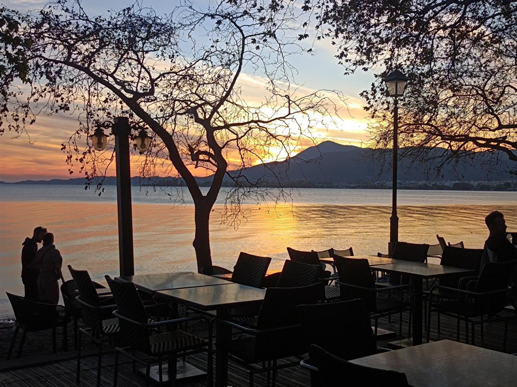 Appartamento Kelly'S Penthouse Nafpaktos Esterno foto